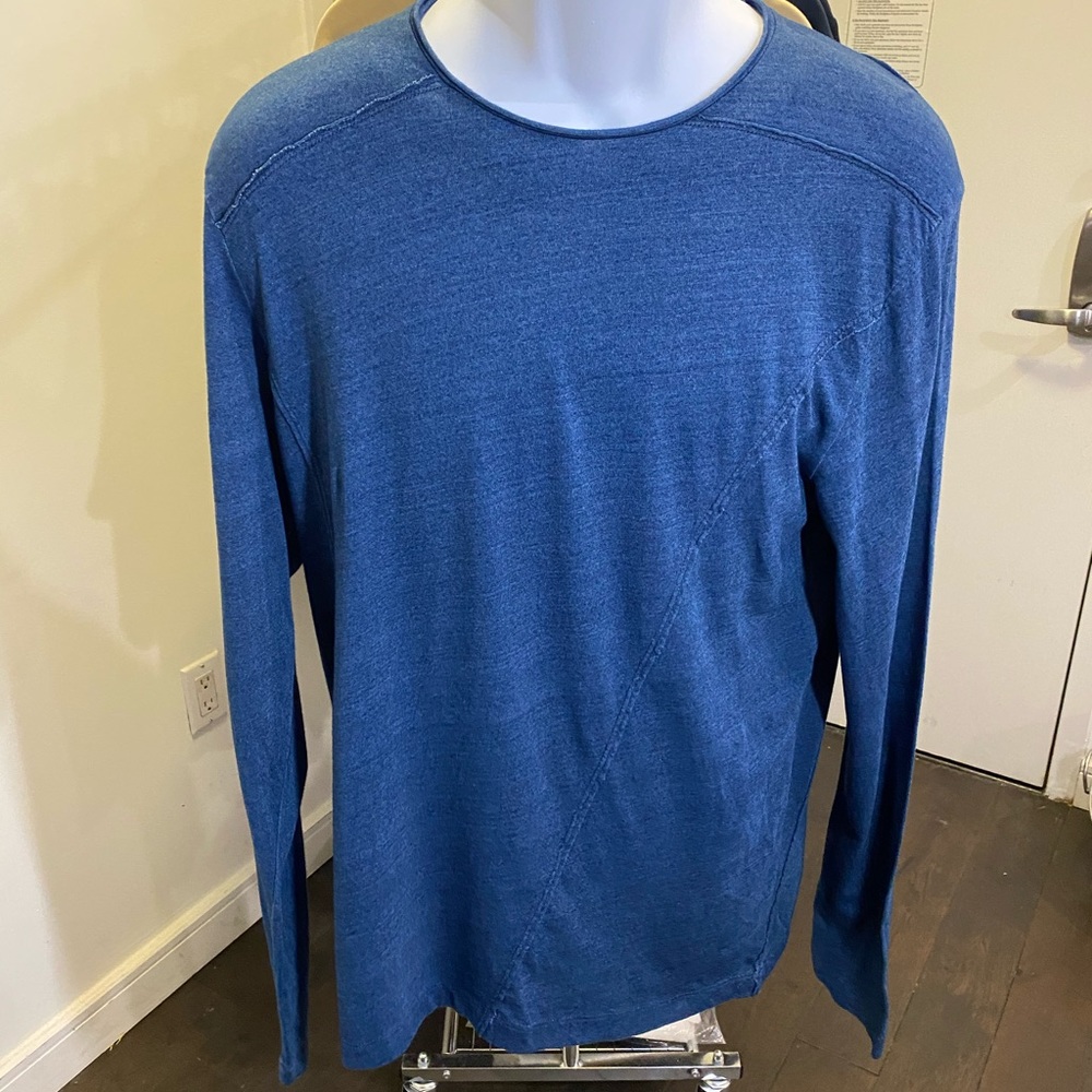 Men’s long shirt